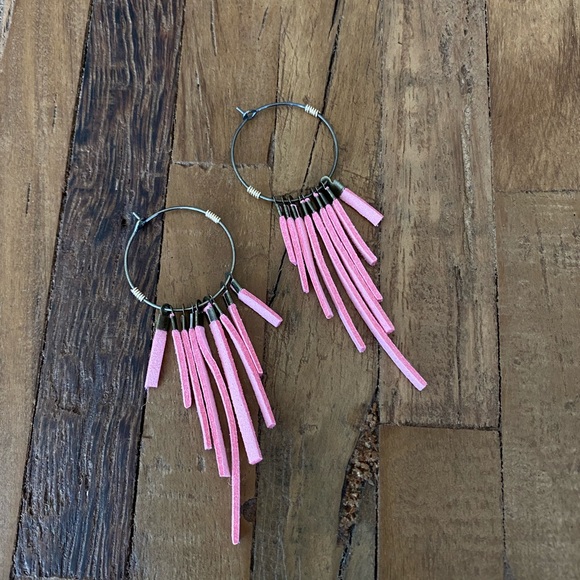 Suede Fringe Earrings - Picture 5 of 6